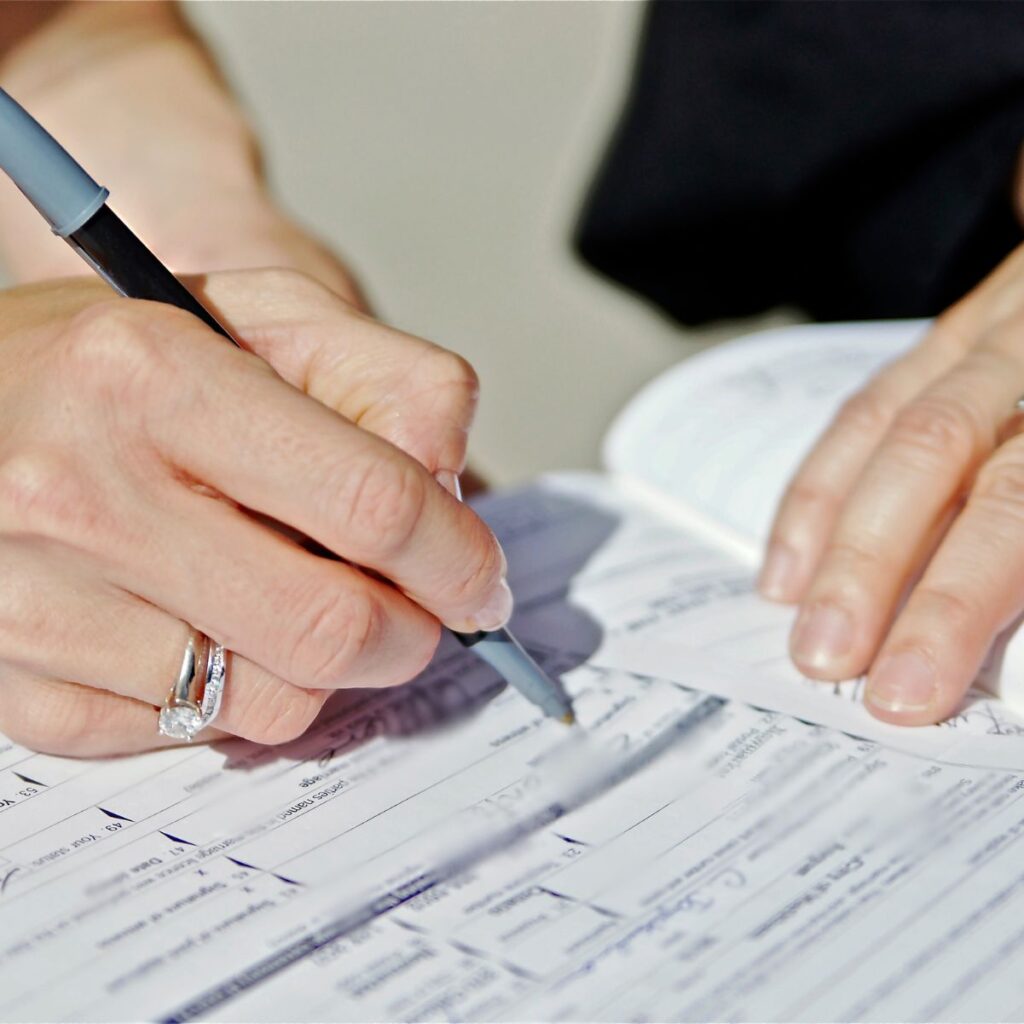 การจดทะเบียนสินค้าและทำเอกสารที่จำเป็น